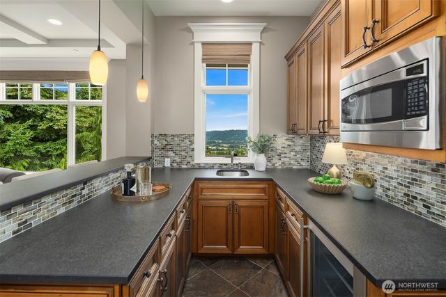 522 Timber Creek Drive NW, Issaquah, WA 98027