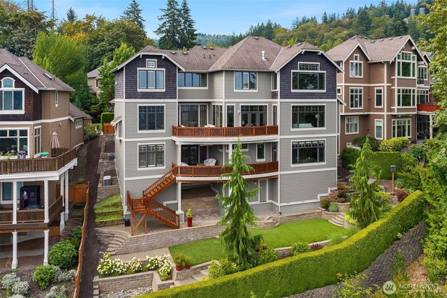 522 Timber Creek Drive NW, Issaquah, WA 98027