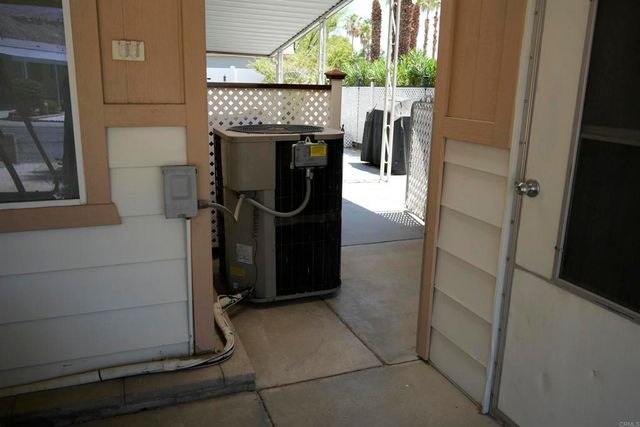 520 Calle Madrigal, Cathedral City, CA 92234