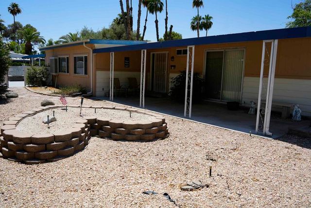 520 Calle Madrigal, Cathedral City, CA 92234