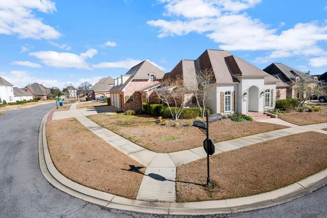 1621 Gleneagles Bend, Zachary, LA 70791