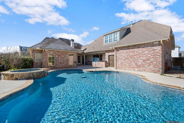 1621 Gleneagles Bend, Zachary, LA 70791