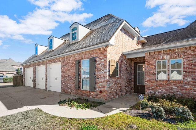 1621 Gleneagles Bend, Zachary, LA 70791