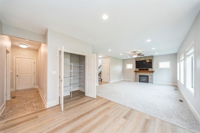 1454 S Sugar Creek Court, West Des Moines, IA 50266