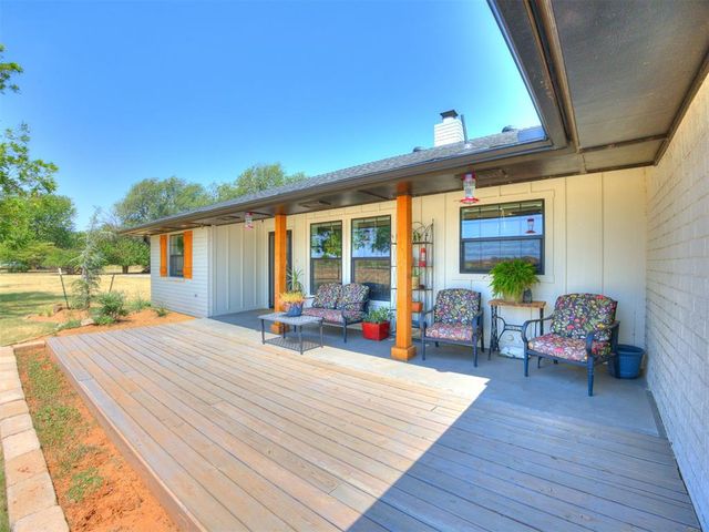 1709 NW Moffat Street, Piedmont, OK 73078