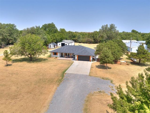 1709 NW Moffat Street, Piedmont, OK 73078
