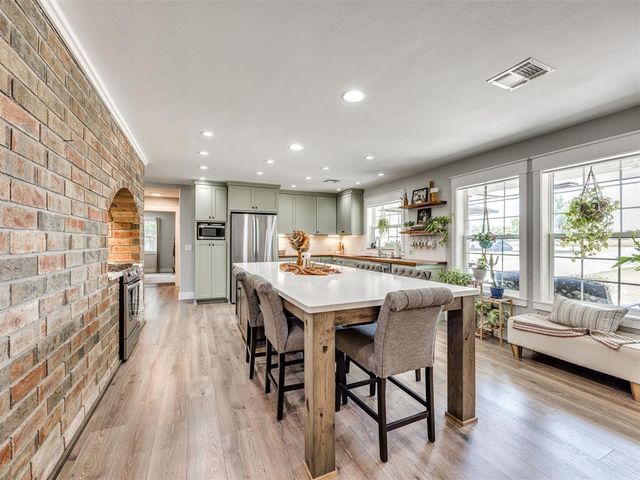 1709 NW Moffat Street, Piedmont, OK 73078