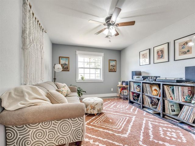 1709 NW Moffat Street, Piedmont, OK 73078