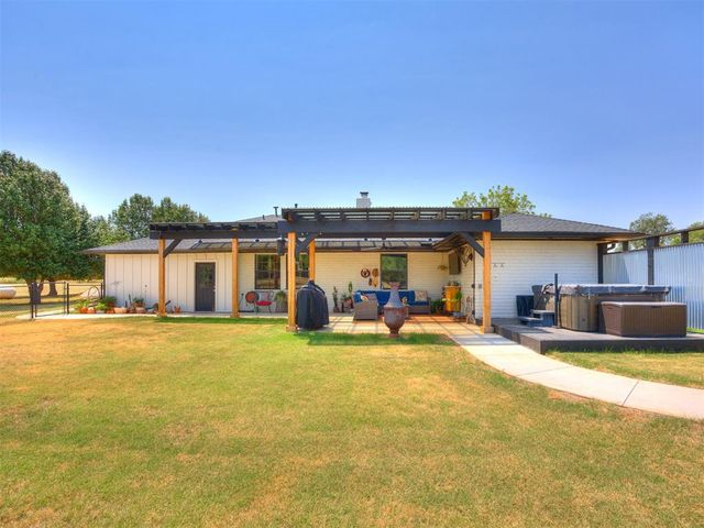1709 NW Moffat Street, Piedmont, OK 73078