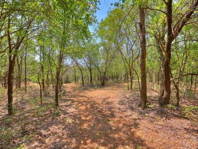 1709 NW Moffat Street, Piedmont, OK 73078