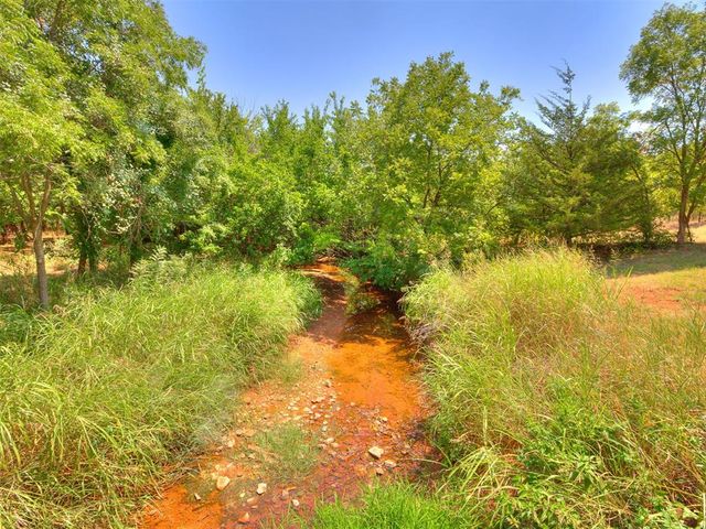 1709 NW Moffat Street, Piedmont, OK 73078