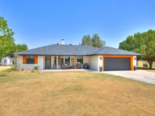 1709 NW Moffat Street, Piedmont, OK 73078
