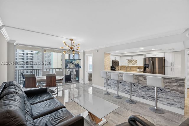 2655 Collins Ave 00, Miami Beach, FL 33140