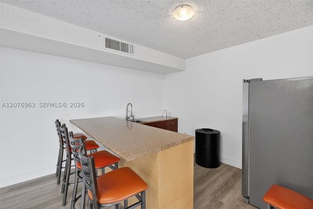 2655 Collins Ave 00, Miami Beach, FL 33140