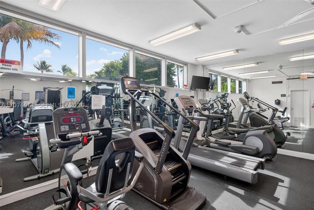 2655 Collins Ave 00, Miami Beach, FL 33140