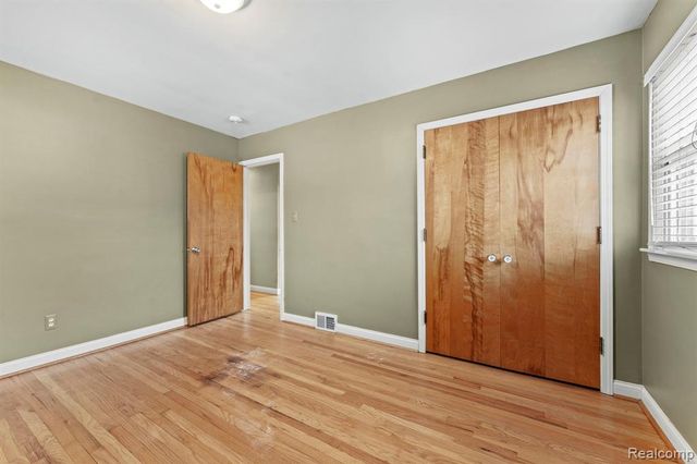 15629 Oceana Avenue, Allen Park, MI 48101