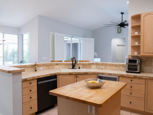 20710 NW 29th Avenue, Boca Raton, FL 33434