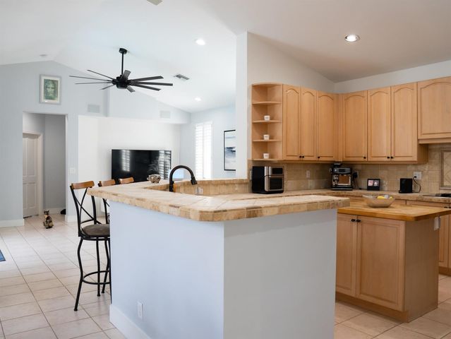 20710 NW 29th Avenue, Boca Raton, FL 33434