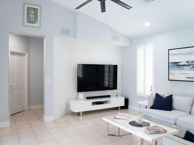 20710 NW 29th Avenue, Boca Raton, FL 33434