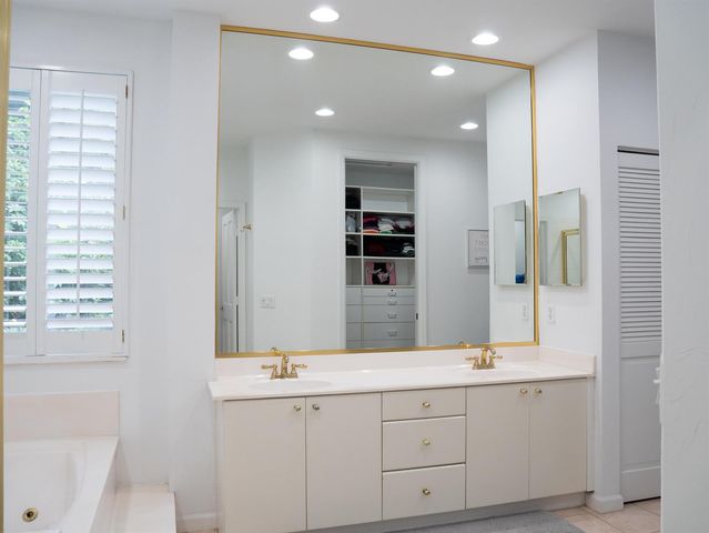 20710 NW 29th Avenue, Boca Raton, FL 33434