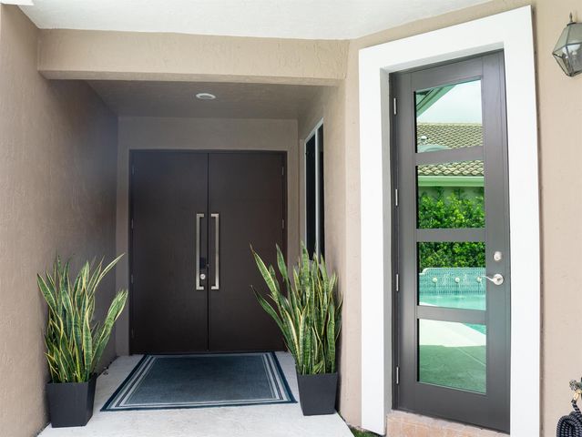 20710 NW 29th Avenue, Boca Raton, FL 33434