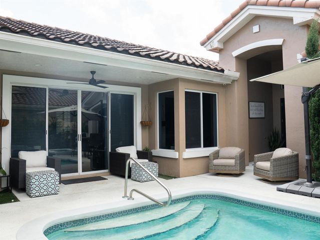 20710 NW 29th Avenue, Boca Raton, FL 33434