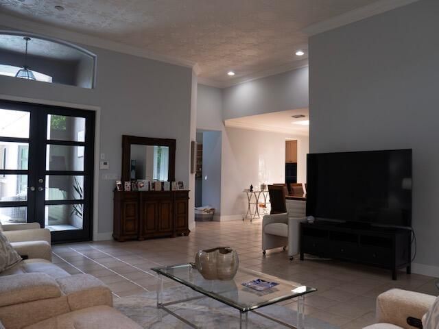 20710 NW 29th Avenue, Boca Raton, FL 33434