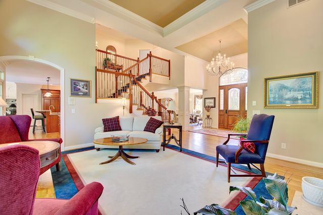 633 Rivershore Drive, Hebron, KY 41048