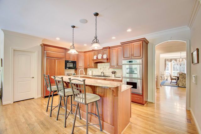 633 Rivershore Drive, Hebron, KY 41048