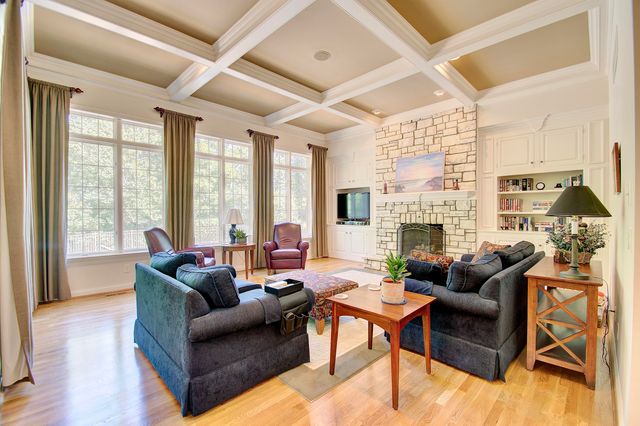 633 Rivershore Drive, Hebron, KY 41048