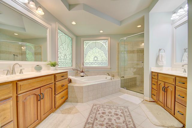 633 Rivershore Drive, Hebron, KY 41048