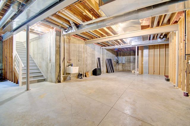 633 Rivershore Drive, Hebron, KY 41048