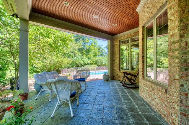 633 Rivershore Drive, Hebron, KY 41048