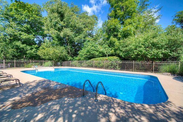 633 Rivershore Drive, Hebron, KY 41048