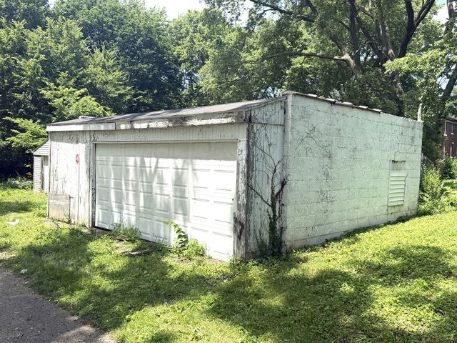 1219 CROSBY Street, Rockford, IL 61107