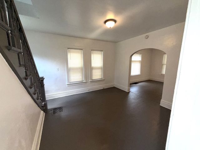 1219 CROSBY Street, Rockford, IL 61107