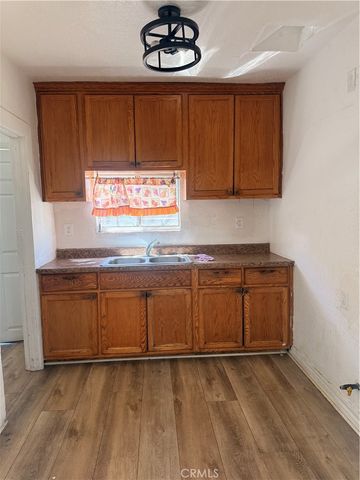 2742 Cudahy Street, Huntington Park, CA 90255