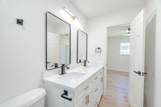 3538 Cork Drive, Houston, TX 77047