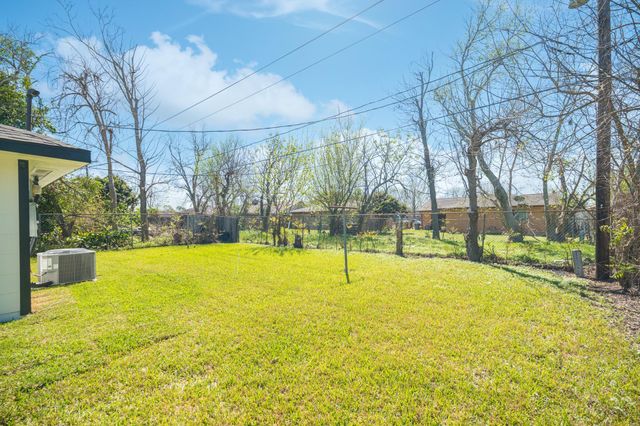 3538 Cork Drive, Houston, TX 77047