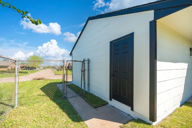 3538 Cork Drive, Houston, TX 77047