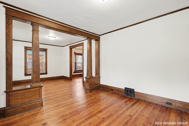 356 Pine Avenue 2 UNIT, Holland, MI 49423