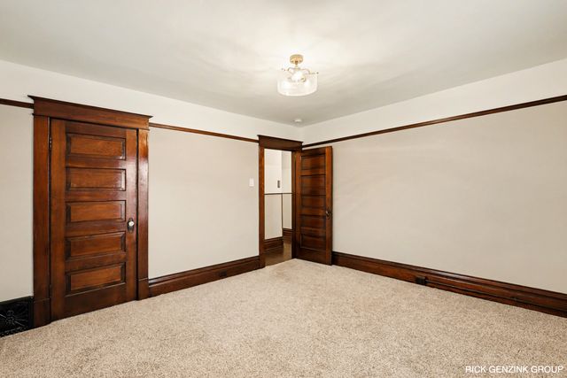 356 Pine Avenue 2 UNIT, Holland, MI 49423