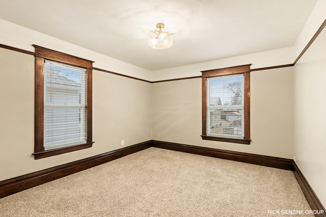 356 Pine Avenue 2 UNIT, Holland, MI 49423
