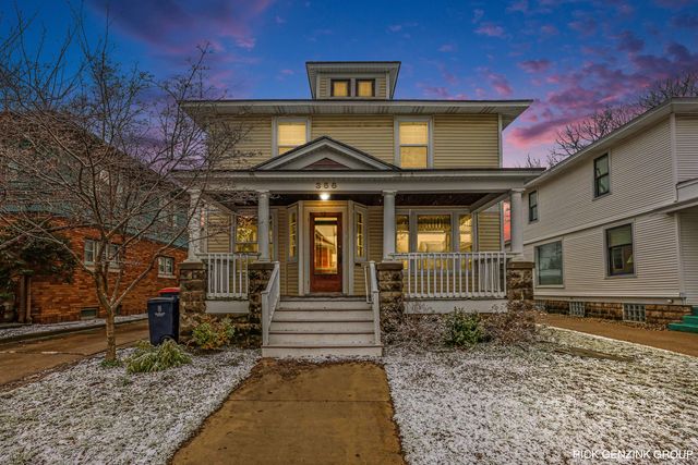 356 Pine Avenue 2 UNIT, Holland, MI 49423
