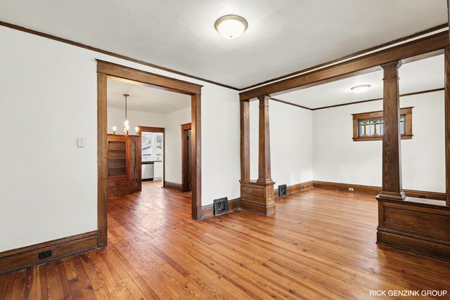 356 Pine Avenue 2 UNIT, Holland, MI 49423