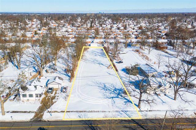 33152 Ann Arbor Trail, Westland, MI 48185