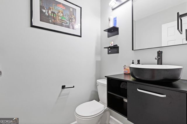 5400 Roswell Road A4, Sandy Springs, GA 30342