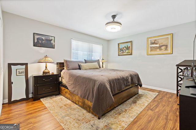 5400 Roswell Road A4, Sandy Springs, GA 30342