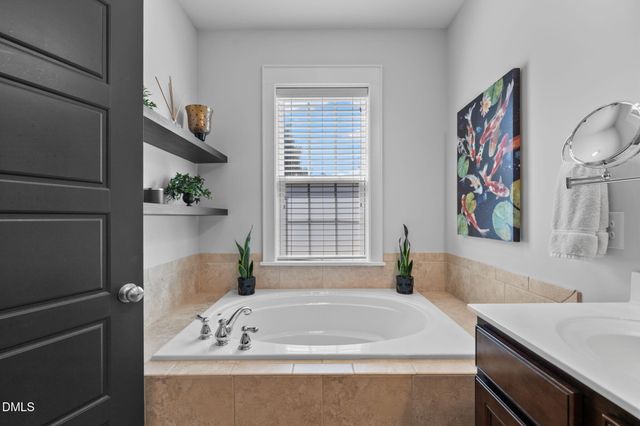 109 Mearleaf Place, Holly Springs, NC 27540