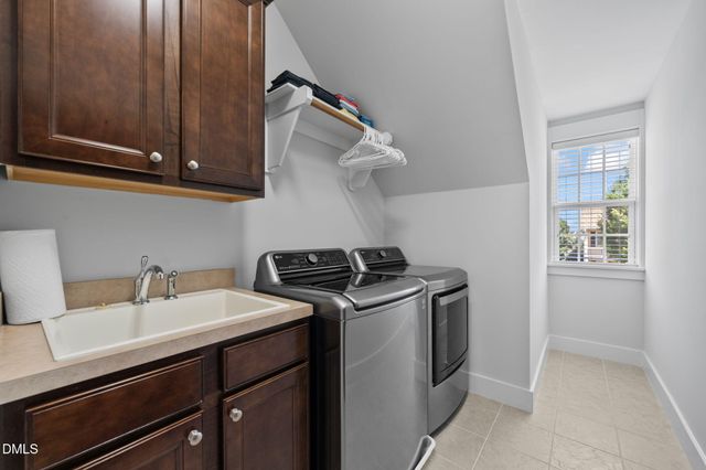 109 Mearleaf Place, Holly Springs, NC 27540